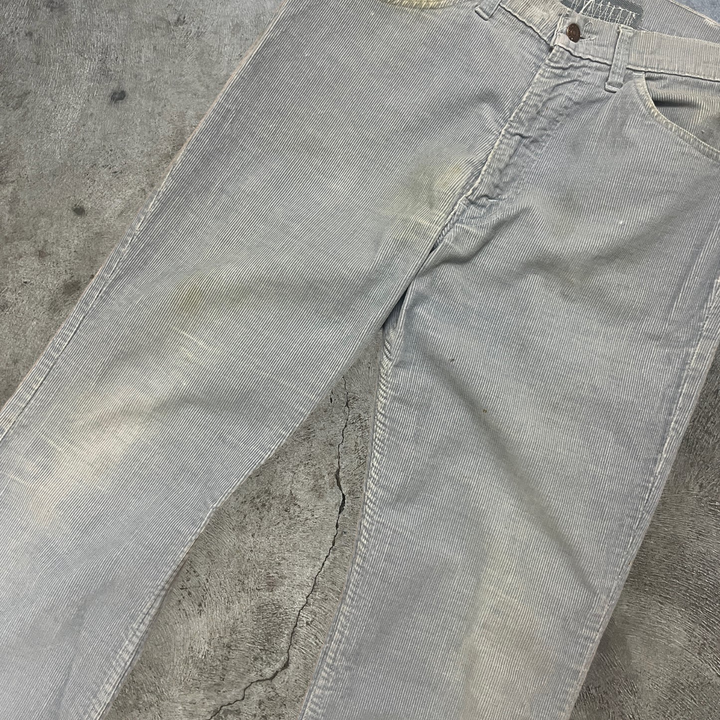 70s Levi’s Corduroy Flare Pants Light Blue Size 33x30