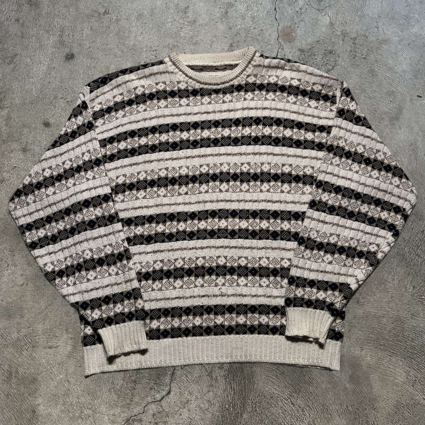 Knit Sweater Cream/Blue Size XL