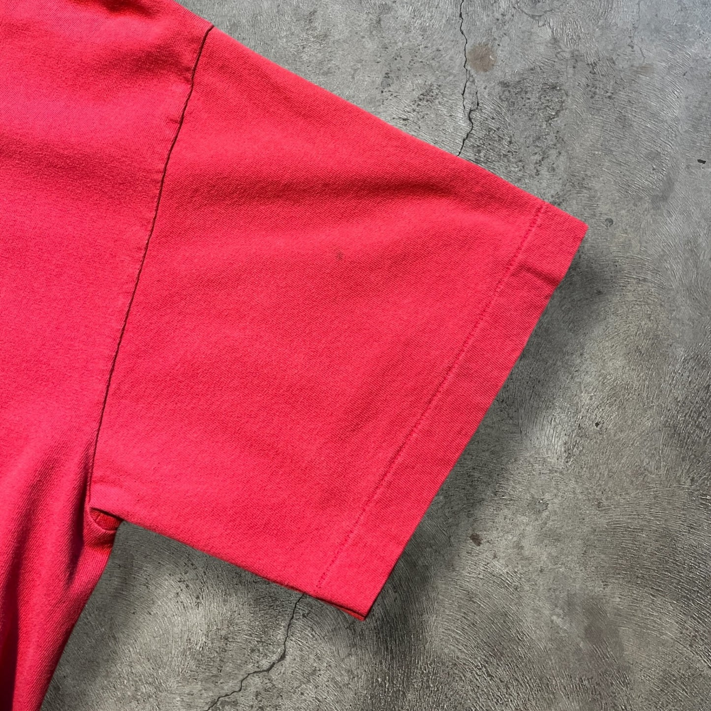 90s Levi's Tee Red Size XL