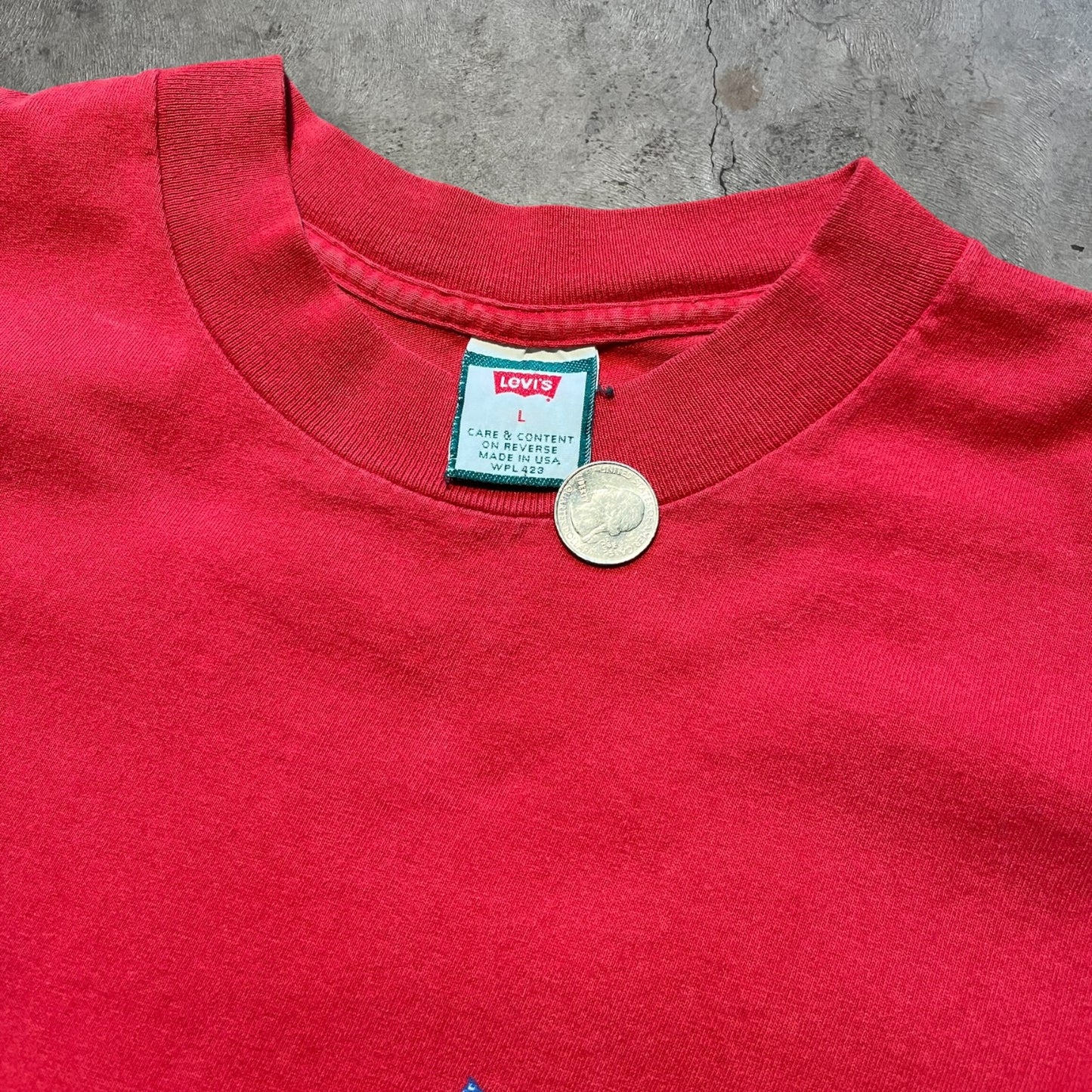 90s Levi's Tee Red Size XL